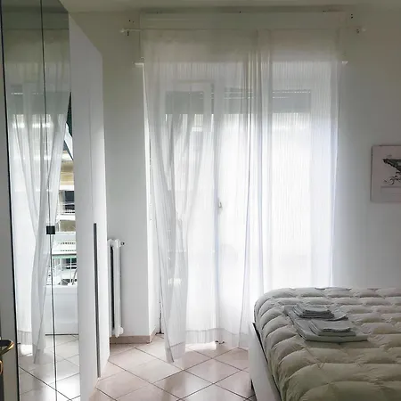 아파트 Cozy Via Santhia *