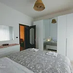 Cozy Via Santhia * Turin